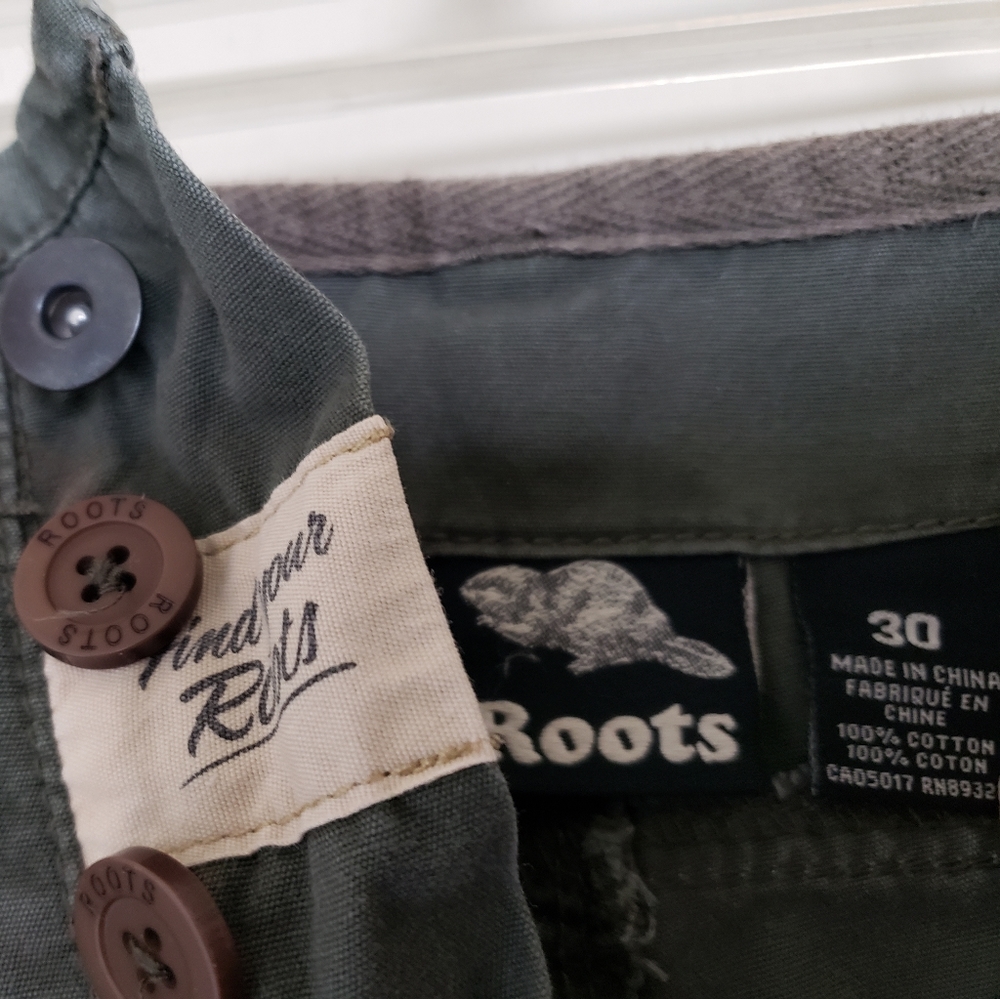 Roots Cargo Pants - Men's Waist 30"